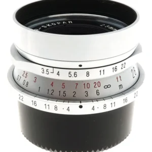 Voigtländer COLOR-SKOPAR 28mm f/3.5 VM